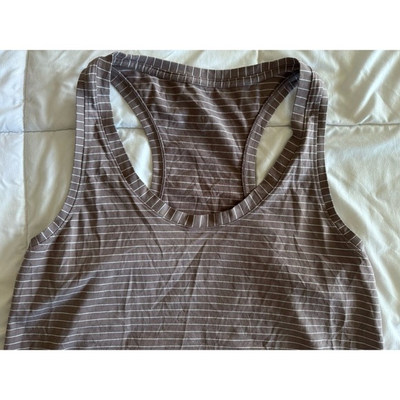 Lululemon Racerback Tank Top Size 6 Stripped, Light Weight, Excellent Condition - Picture 8 of 10